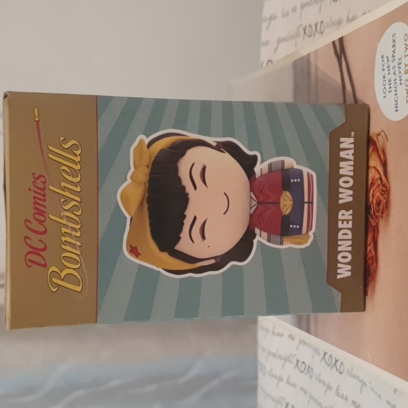 DC Comics Bombshells Dorbz  Wonder Woman - Picture 4 of 5